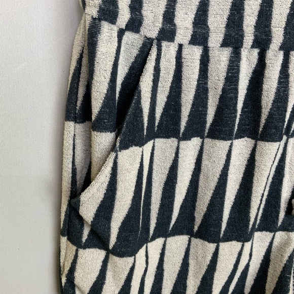 NWT Marine Layer Medium Black White Triangle Terry Out Short Sleeve Zip Romper - Picture 4 of 8